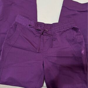 Healing hands scrub bottom